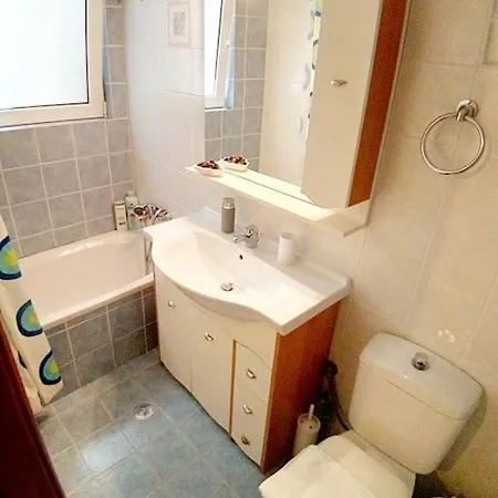 Studio In Kirra, Ancient Port Of Delphi Near The Beach Kirra